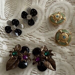 Assorted Vintage-Inspired Women’s Clip On Earrings Set